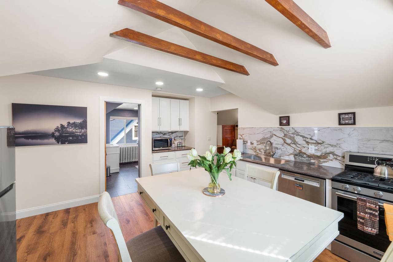 2707 Garfield Avenue - Photo 1