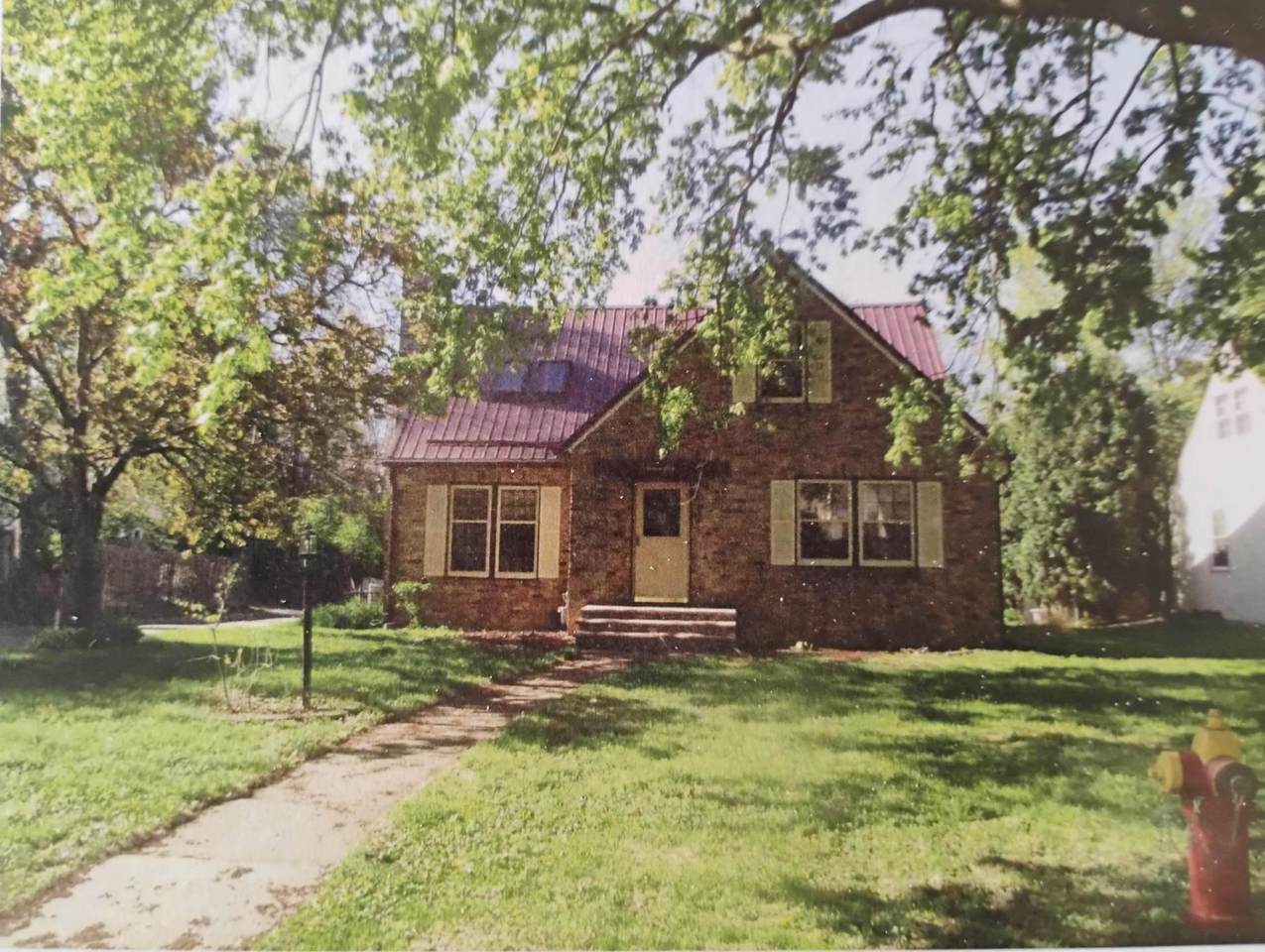 1640 Bohland Avenue - Photo 1