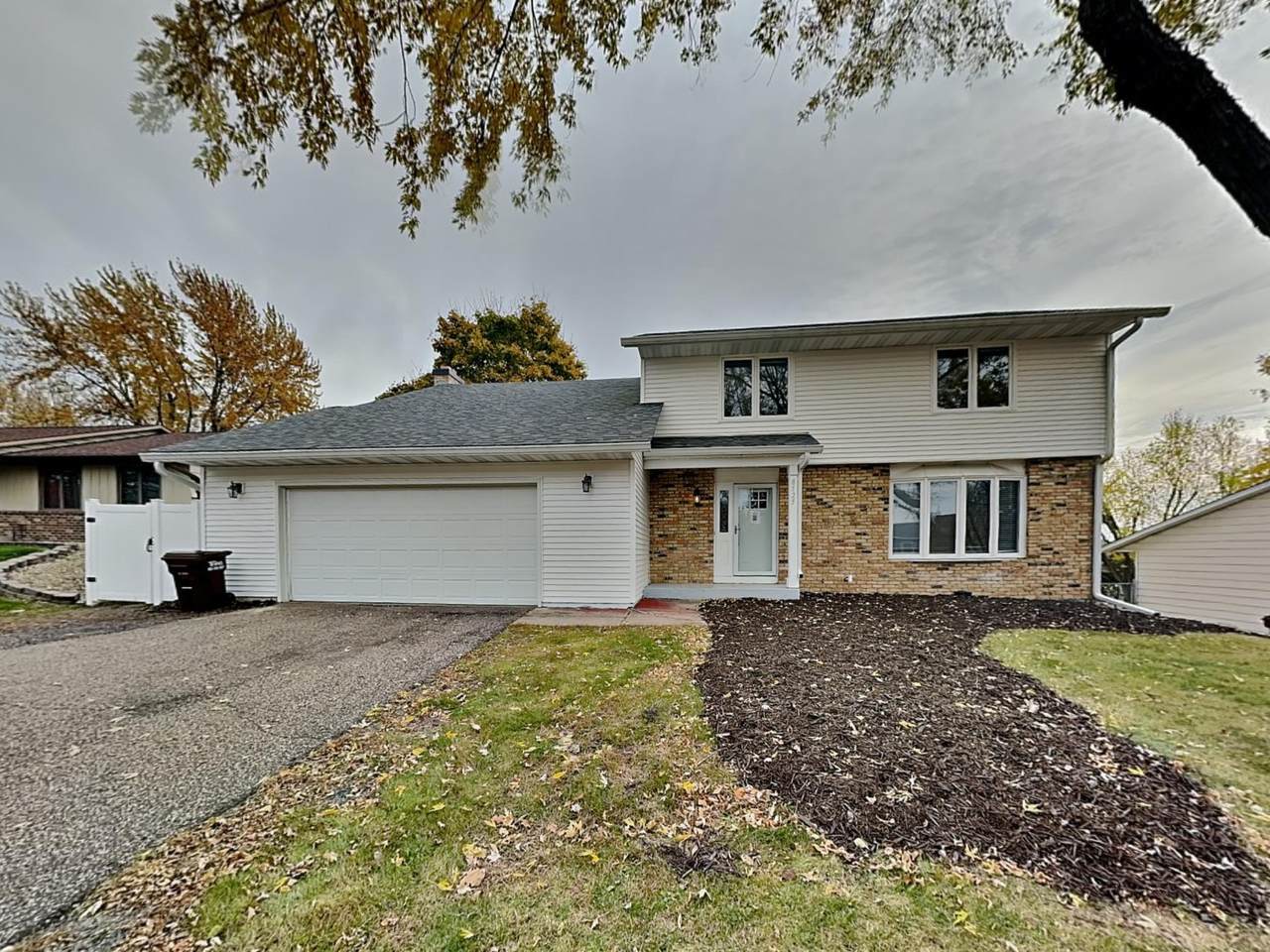 8525 Ivywood Avenue - Photo 1