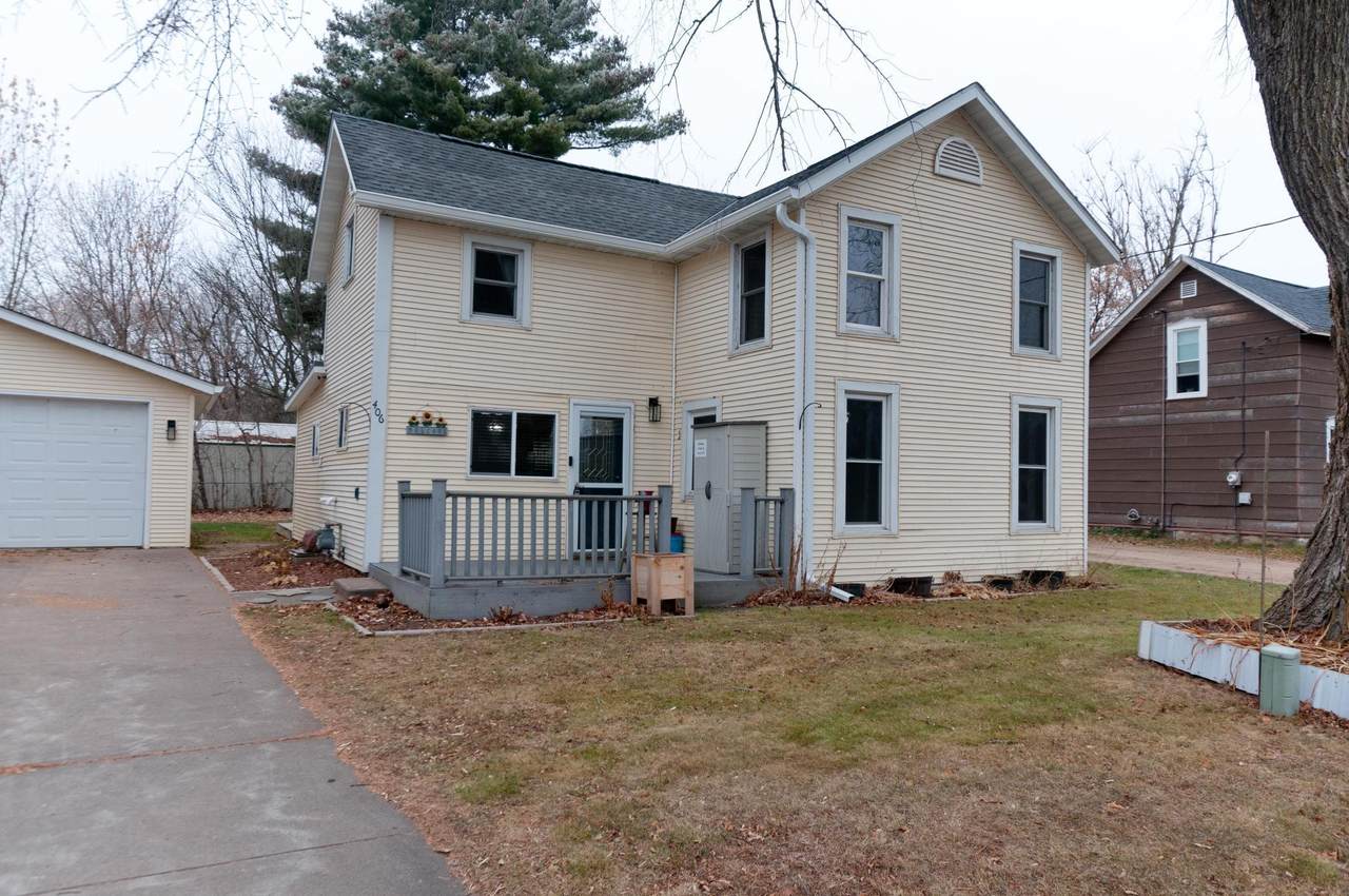 406 10th Street - Photo 1