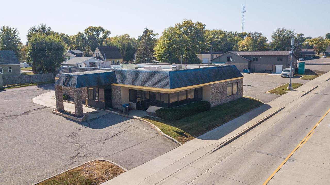 516 Bridge Street - Photo 1