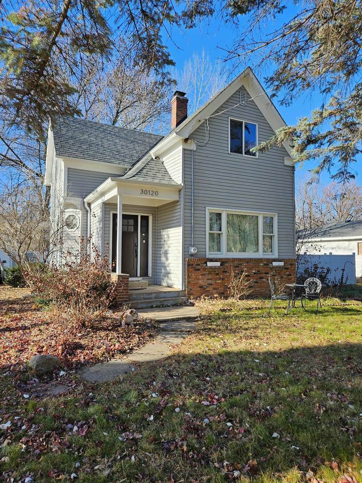 30120 Redwing Avenue - Photo 1