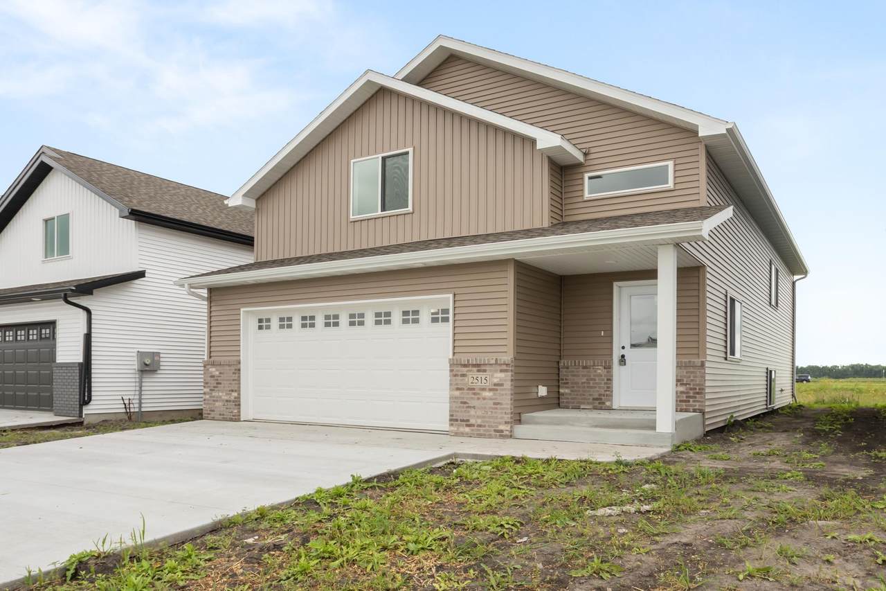 2515 38th Avenue - Photo 1