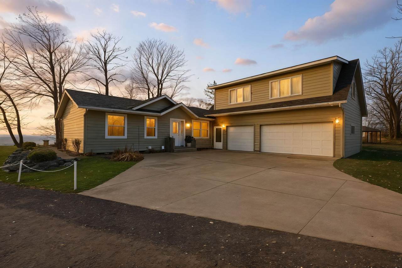 1575 White Cloud Drive - Photo 1