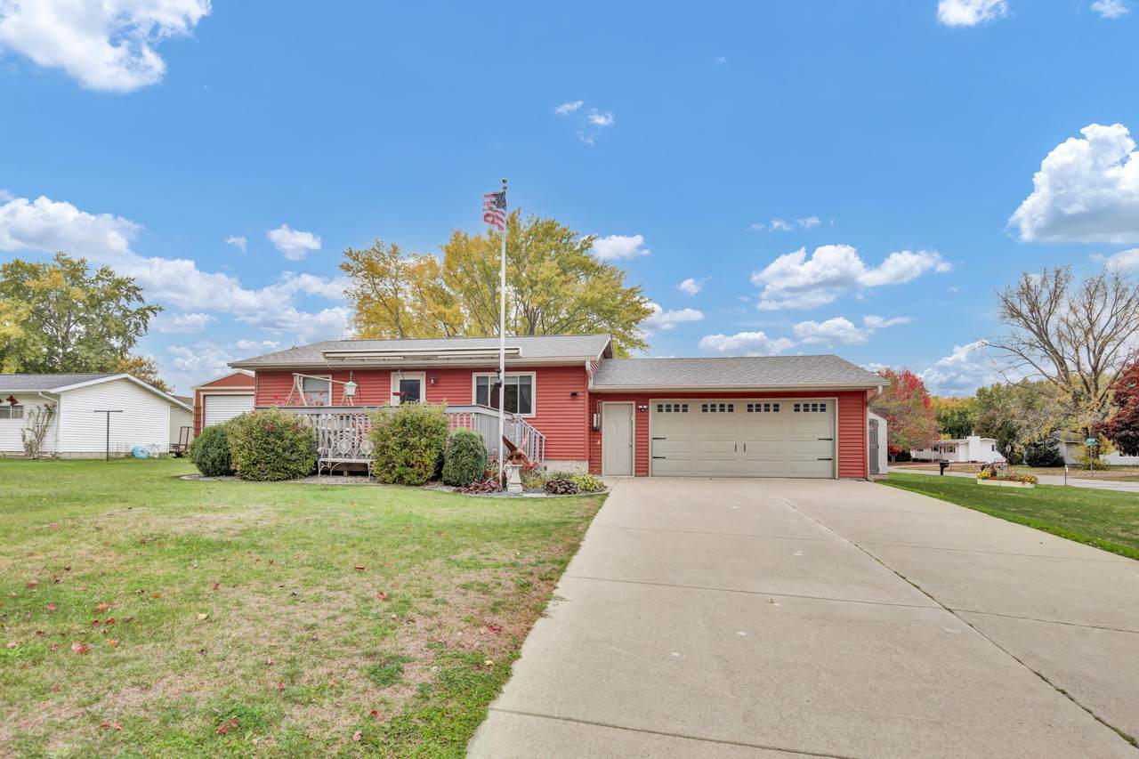 1175 Valley View Road - Photo 1