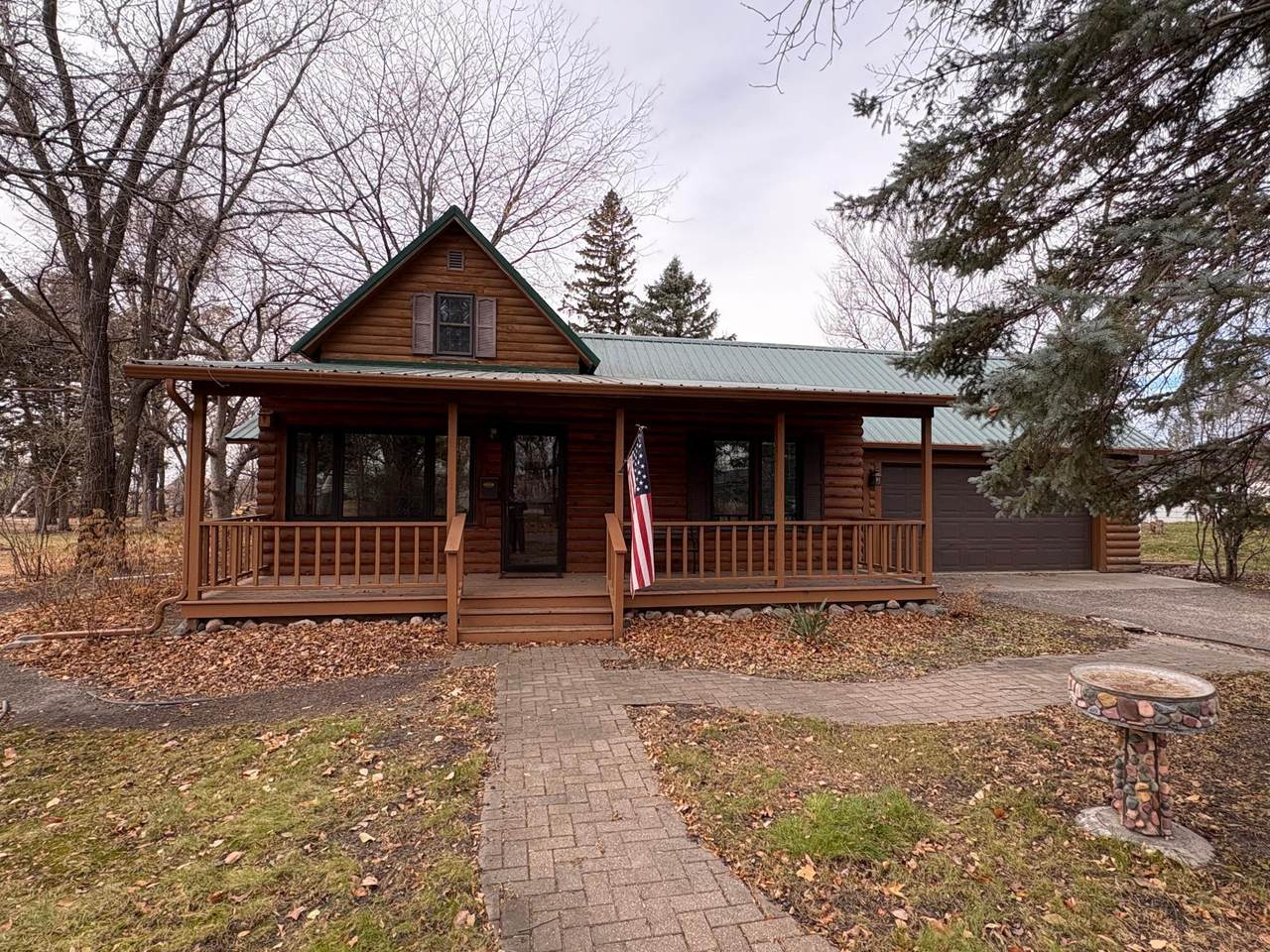 208 21st Street - Photo 1
