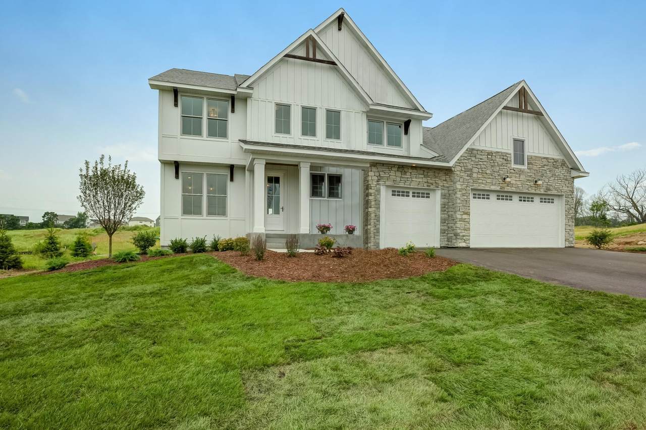 9733 8th Street - Photo 1