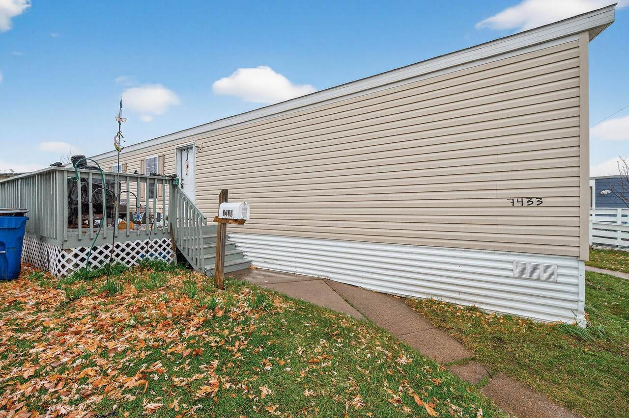 7433 West Circle - Photo 1
