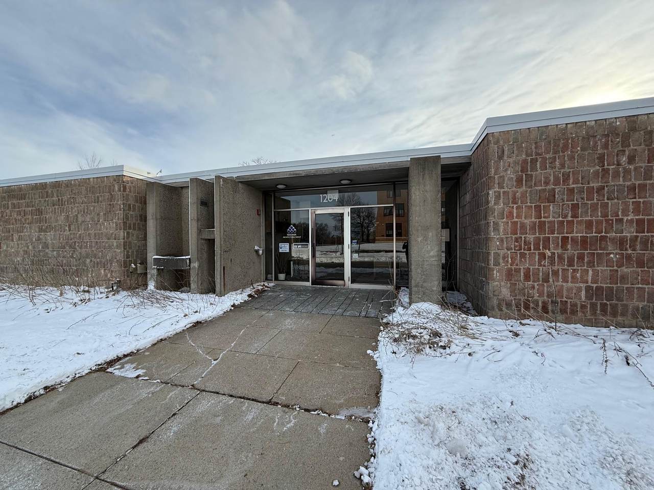 1204 7th Street - Photo 1