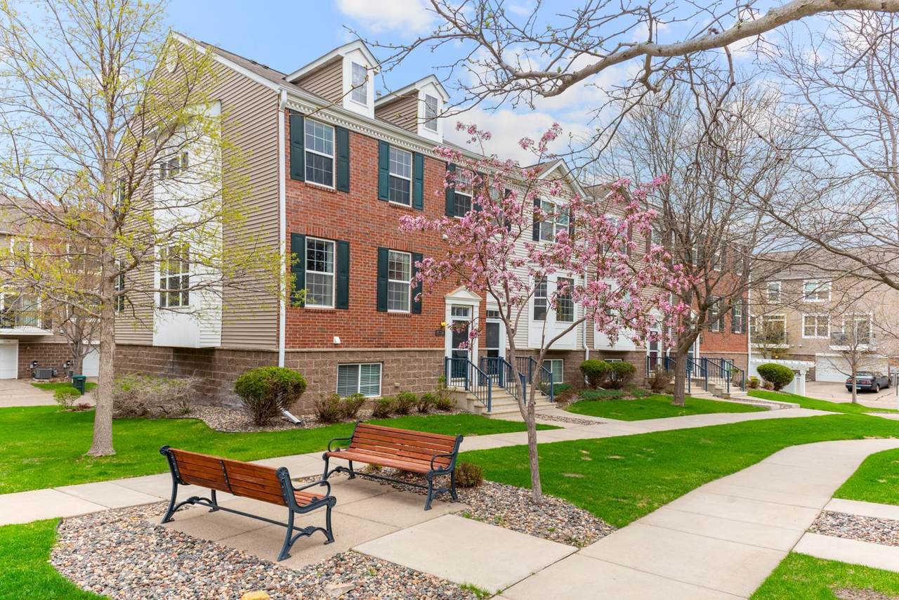 15726 Frisian Lane - Photo 1