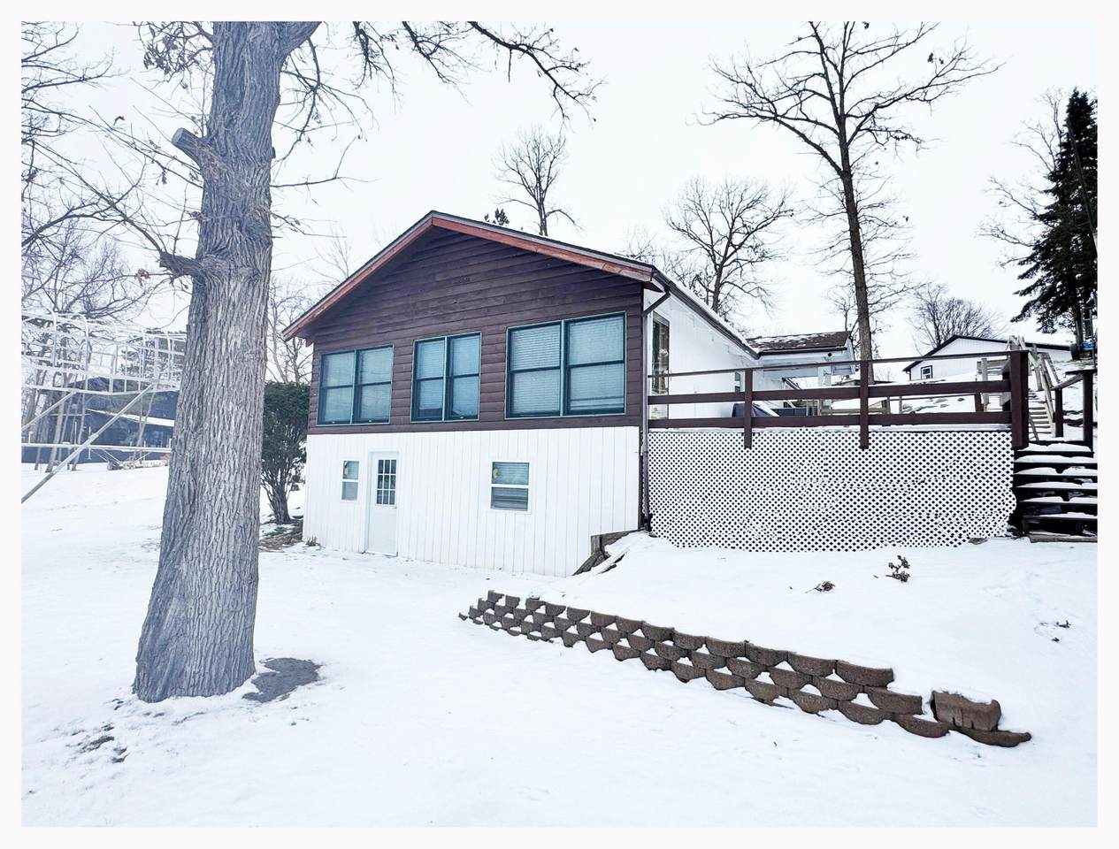 16184 Andrusia Road - Photo 1