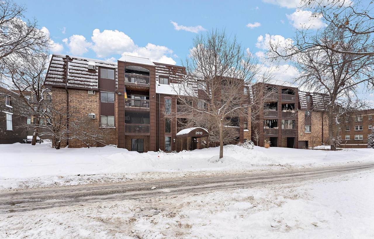 2610 Garfield Avenue - Photo 1