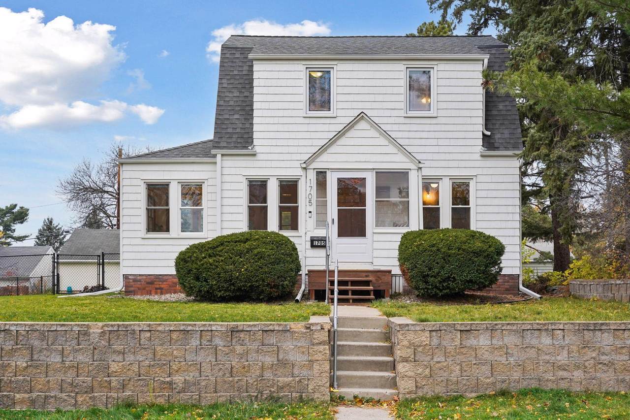 1705 Ivy Avenue - Photo 1