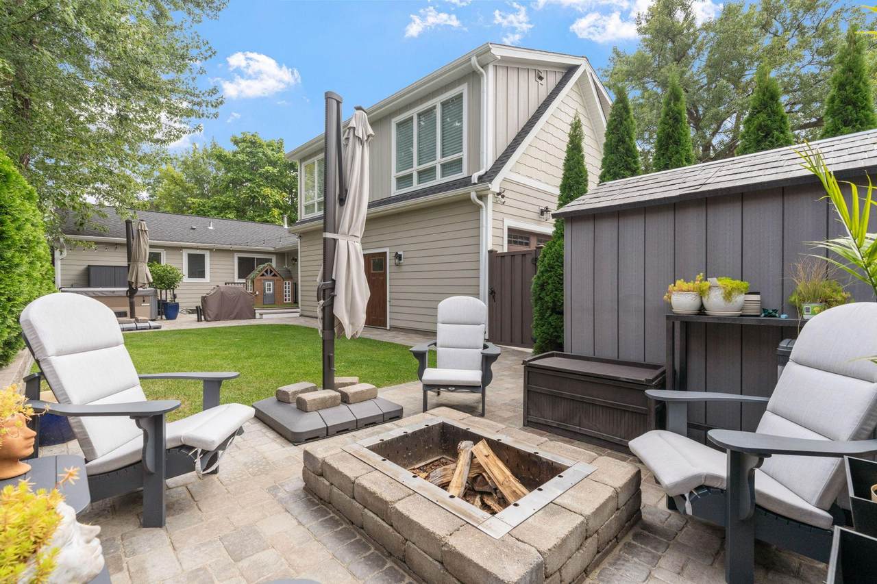 263 Lexington Parkway - Photo 1