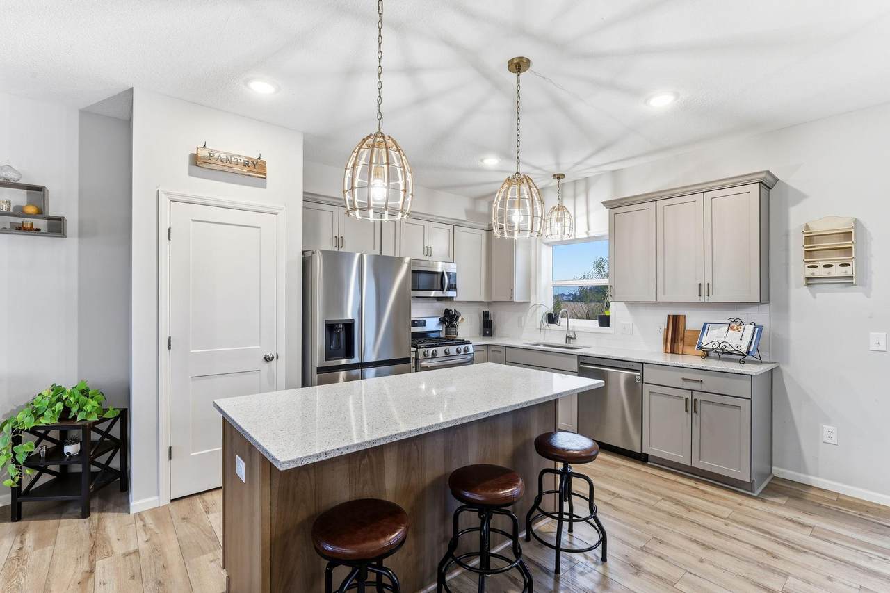 2857 213th Street - Photo 1