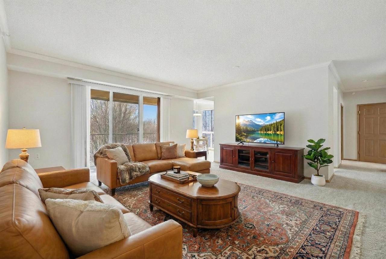 600 Greenhaven Drive - Photo 1