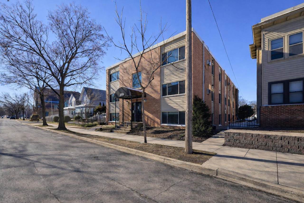 3018 Aldrich Avenue - Photo 1