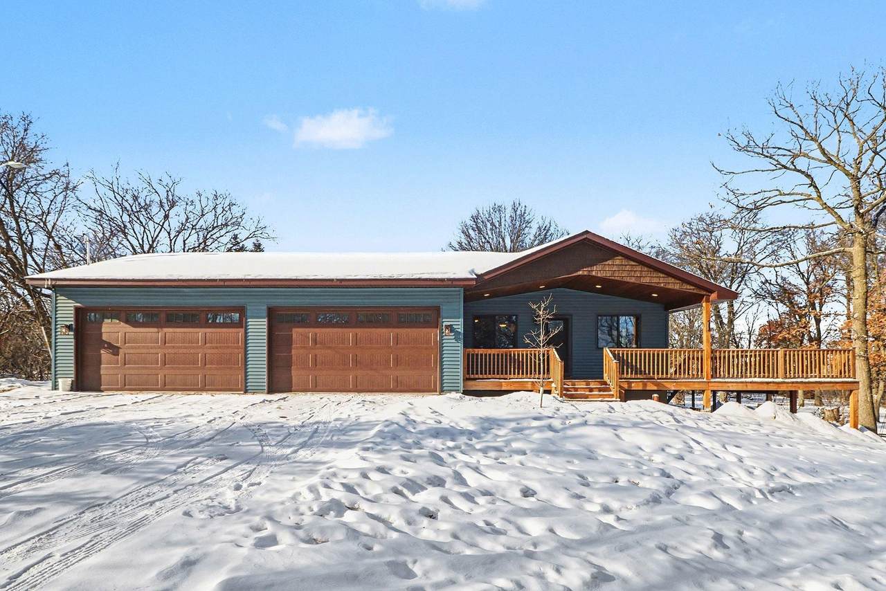 1011 Tyler Avenue - Photo 1