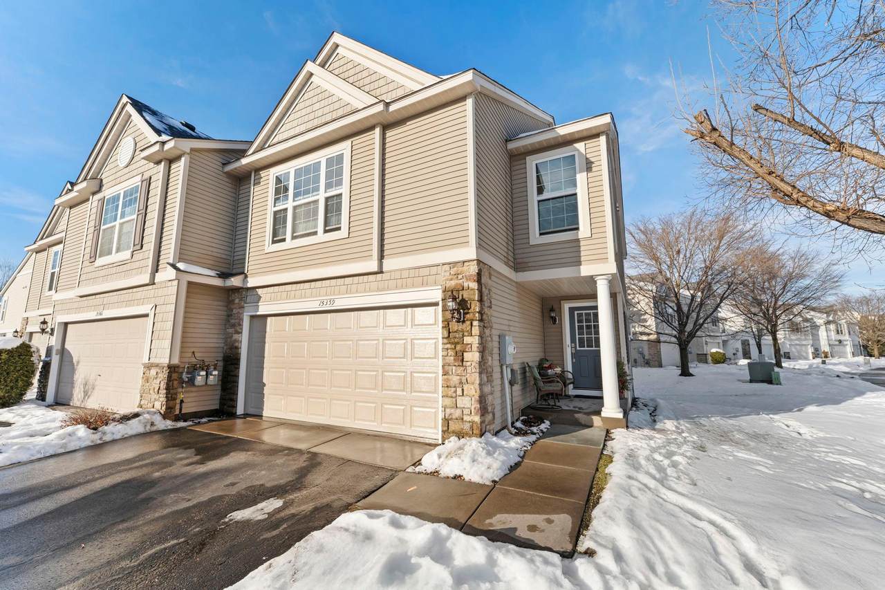 15359 Foster Drive - Photo 1