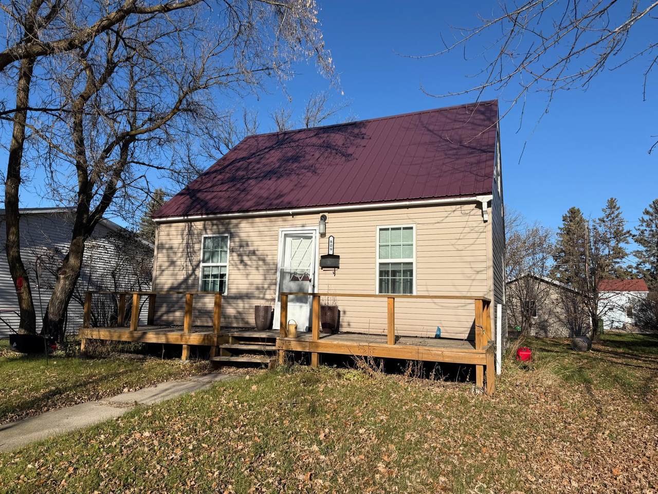 809 Center Street - Photo 1