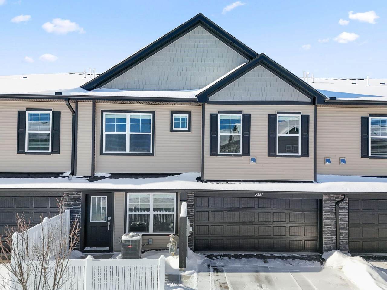 5237 Long Pointe Pass - Photo 1