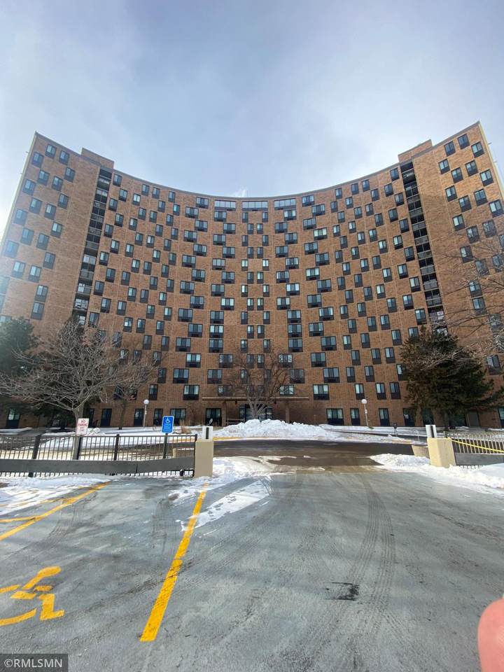 1181 Edgcumbe Road - Photo 1