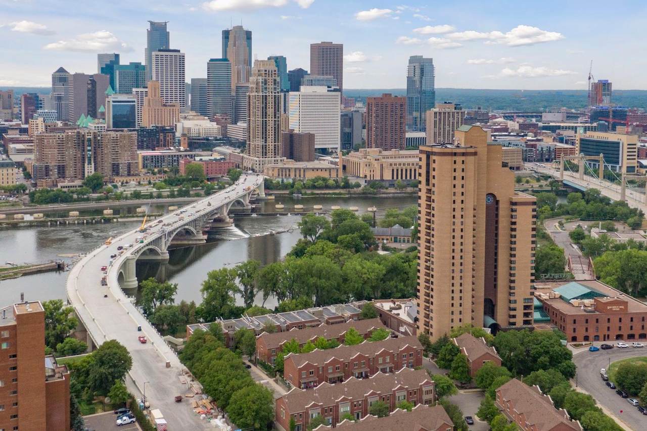 110 Bank Street - Photo 1