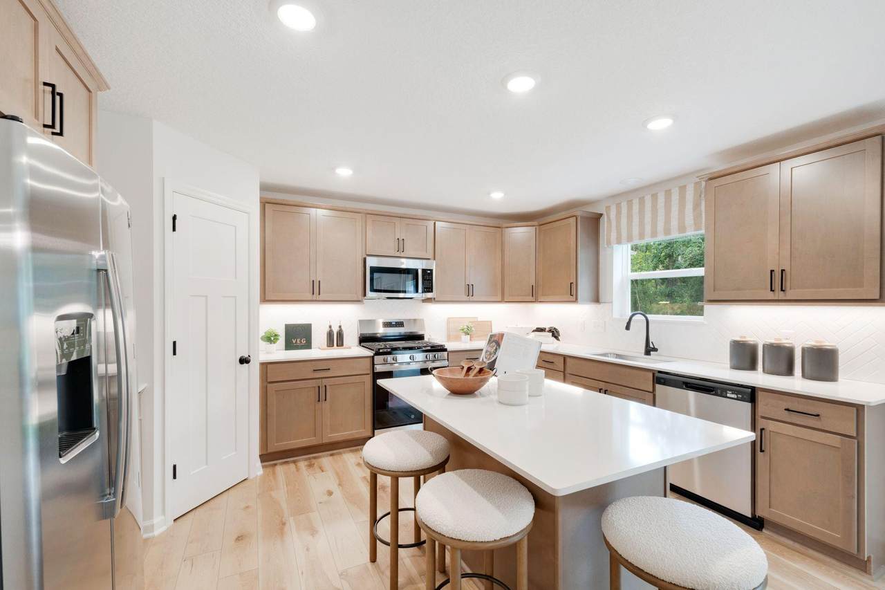 429 James Parkway - Photo 1