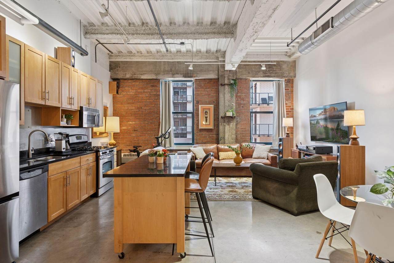 250 Park Avenue - Photo 1