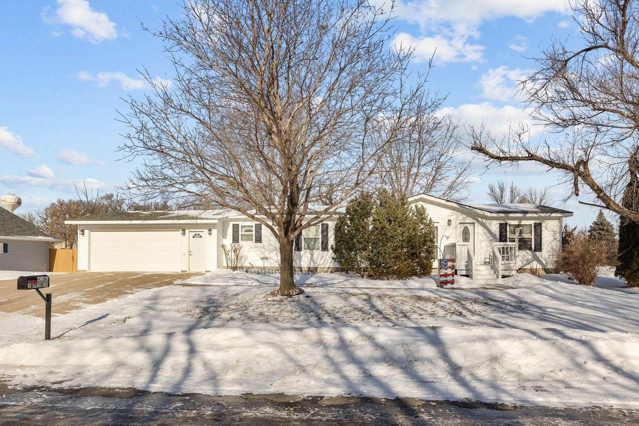 901 Sellards Drive - Photo 1