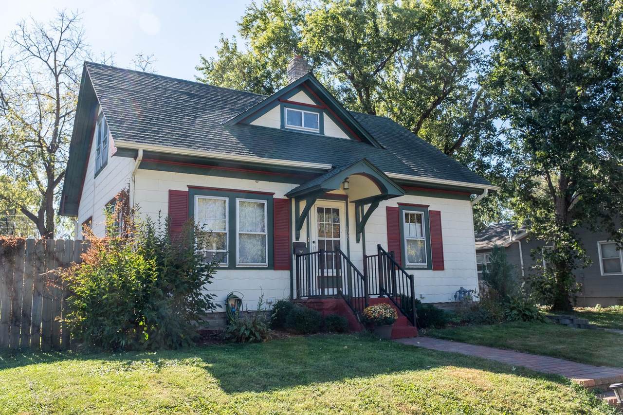 625 7th Street - Photo 1