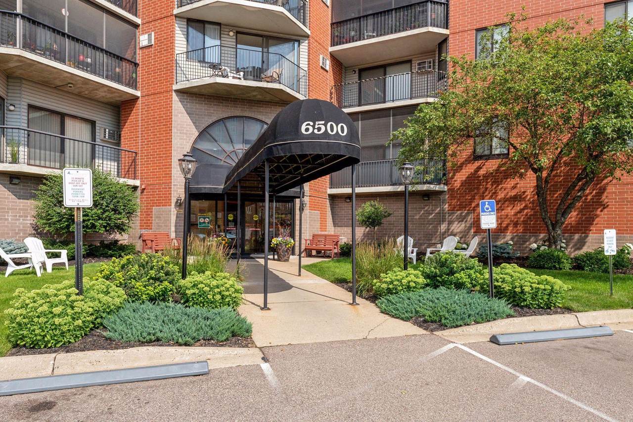 6500 Woodlake Drive - Photo 1