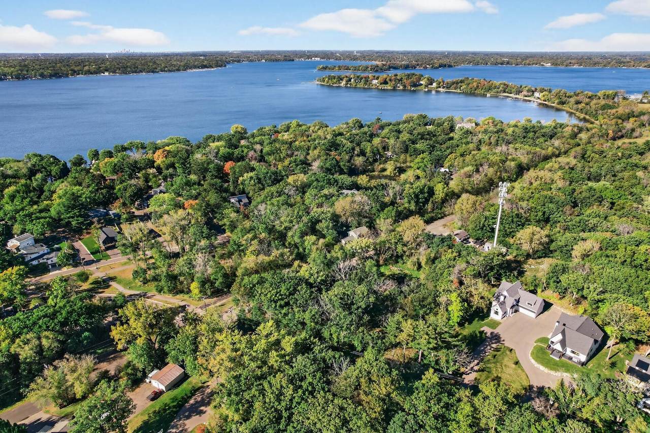 1610 Briarwood Avenue - Photo 1