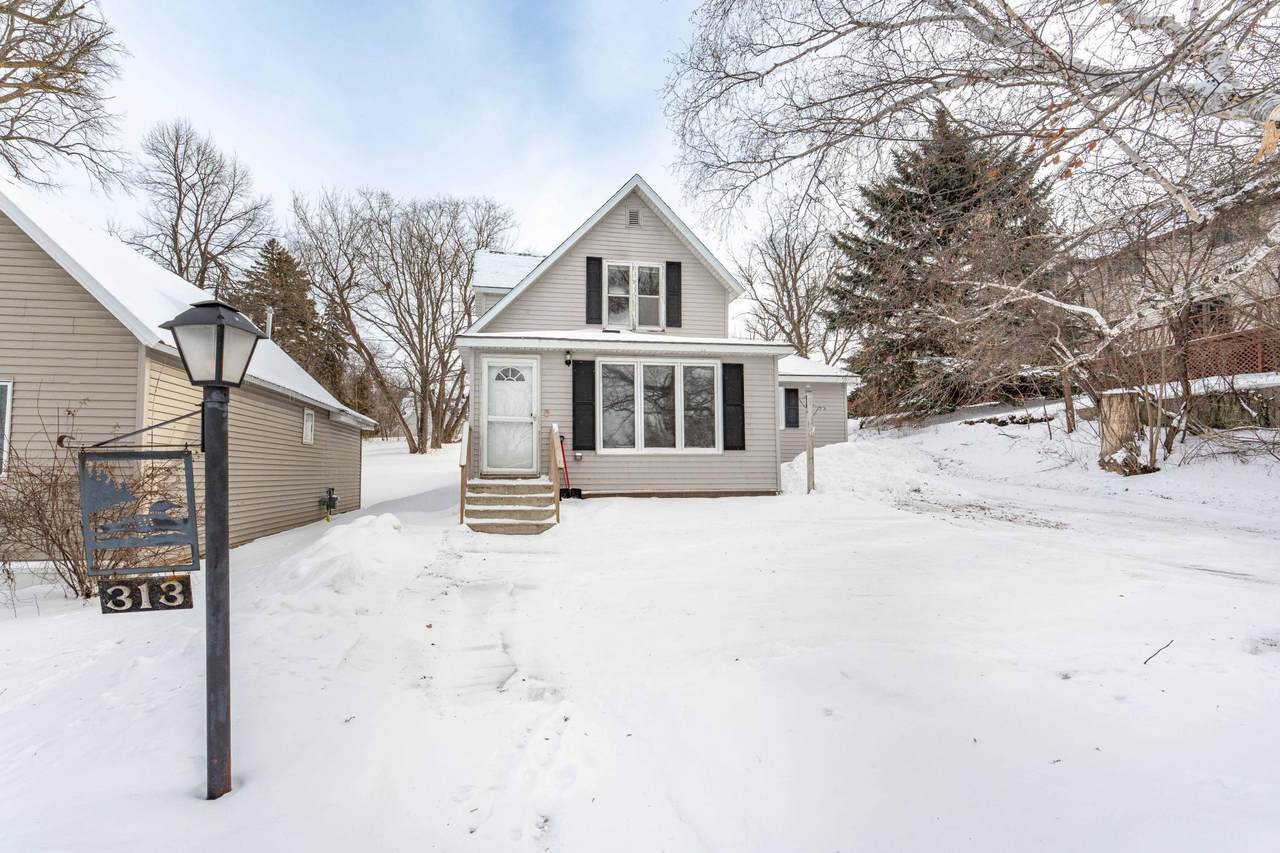 313 3rd Street - Photo 1