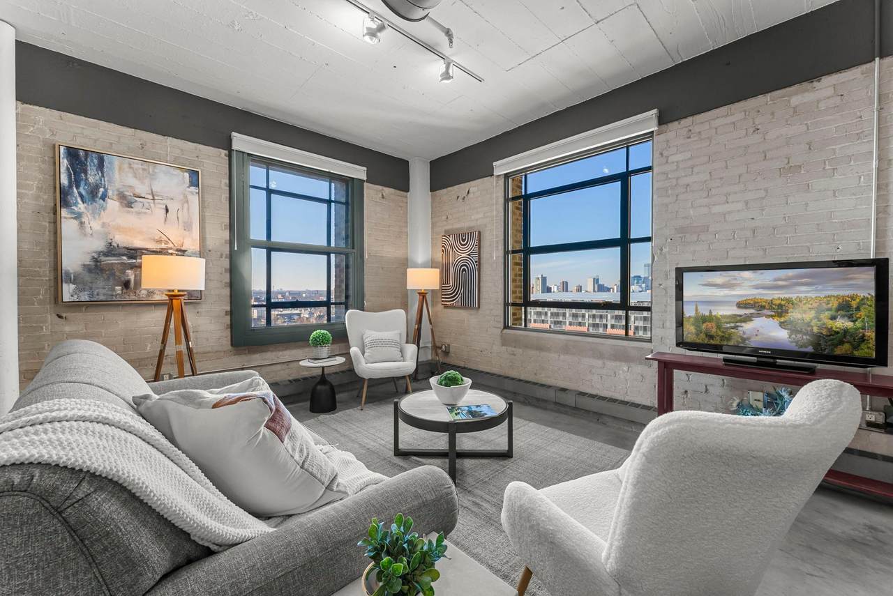 2929 Chicago Avenue - Photo 1