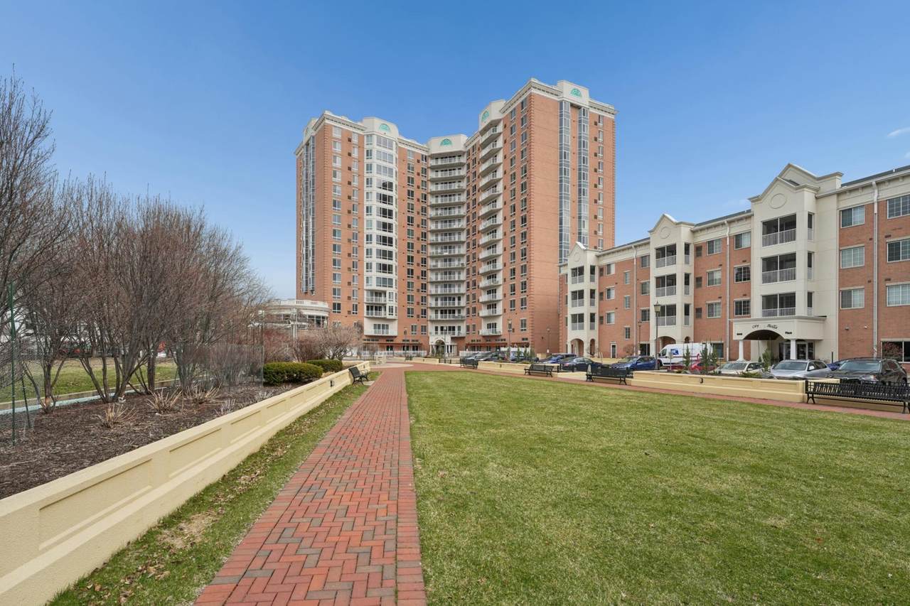 6600 Lyndale Avenue - Photo 1