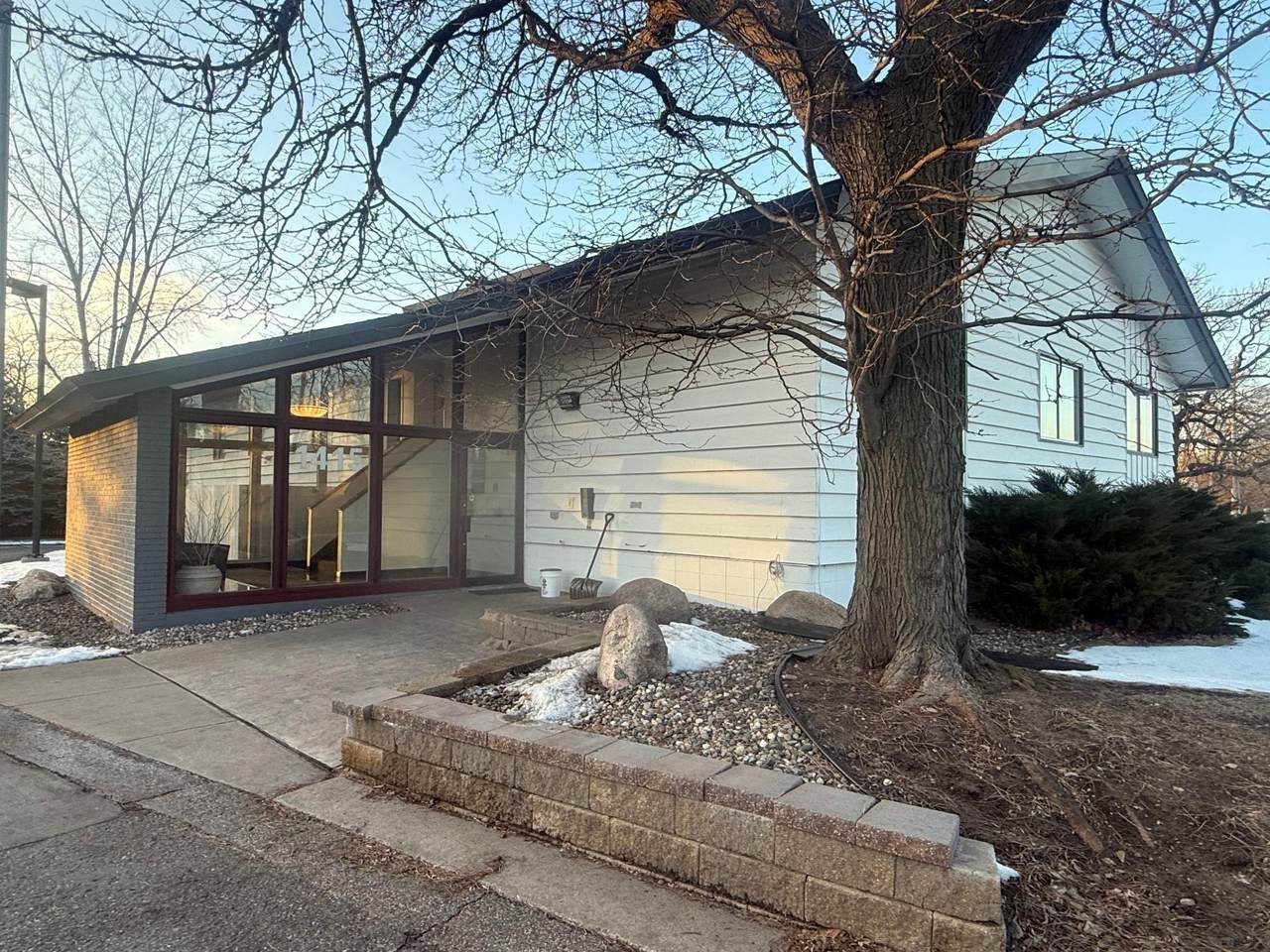 1415 Lilac Drive - Photo 1