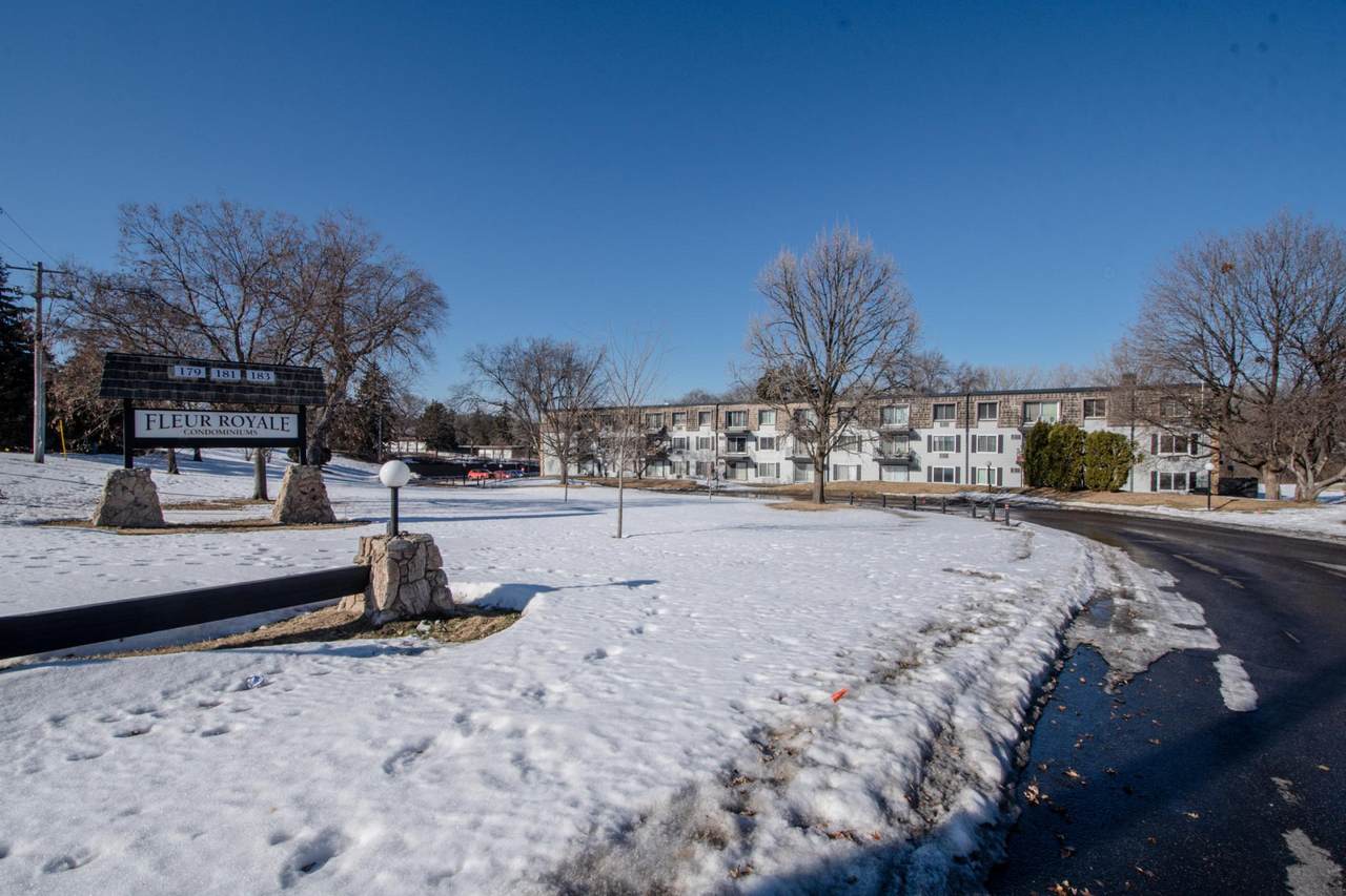 181 Little Canada Road - Photo 1