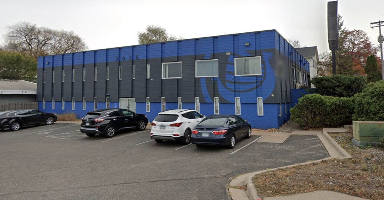 7035 Wayzata Boulevard - Photo 1