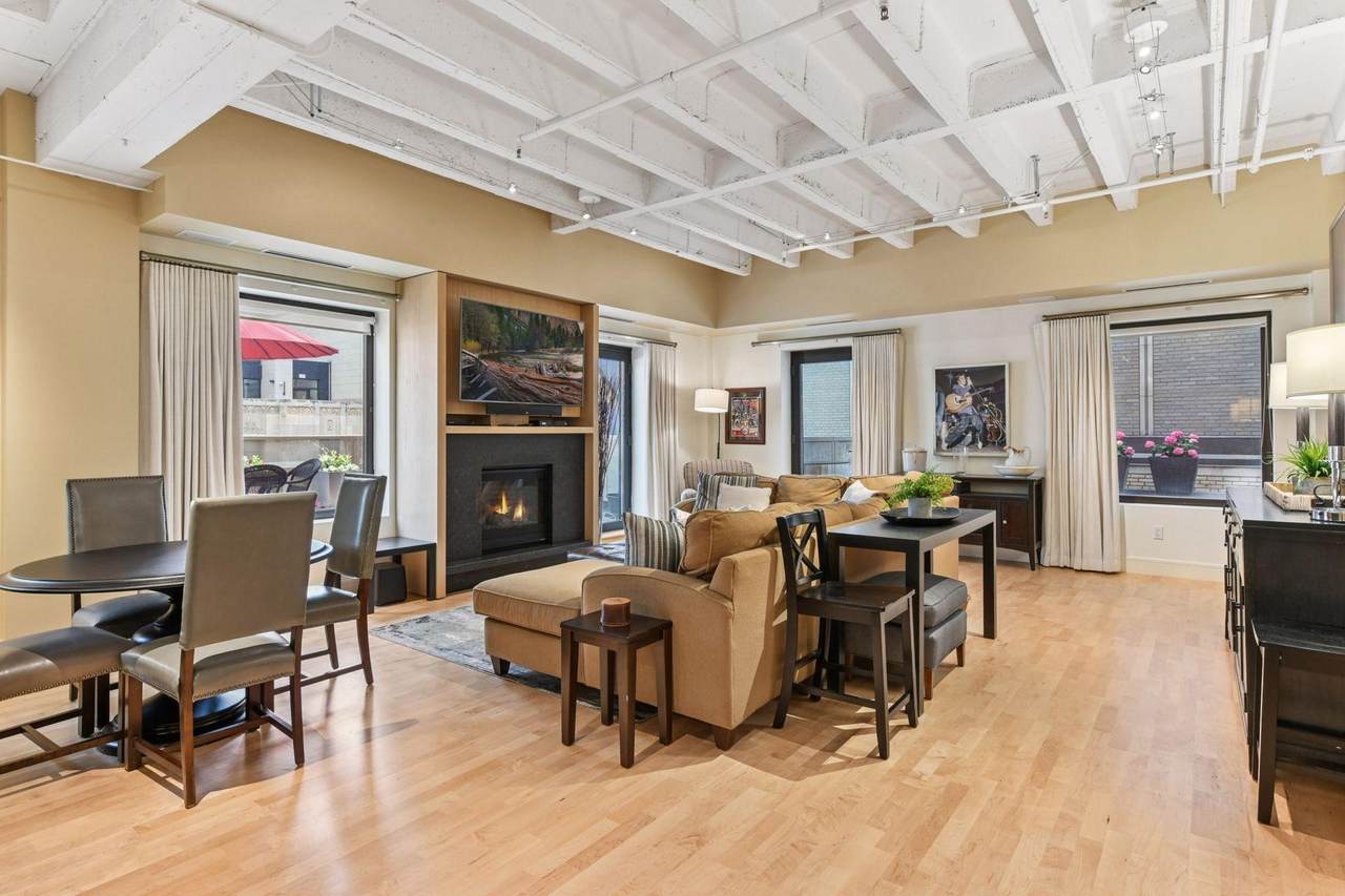 601 Marquette Avenue - Photo 1