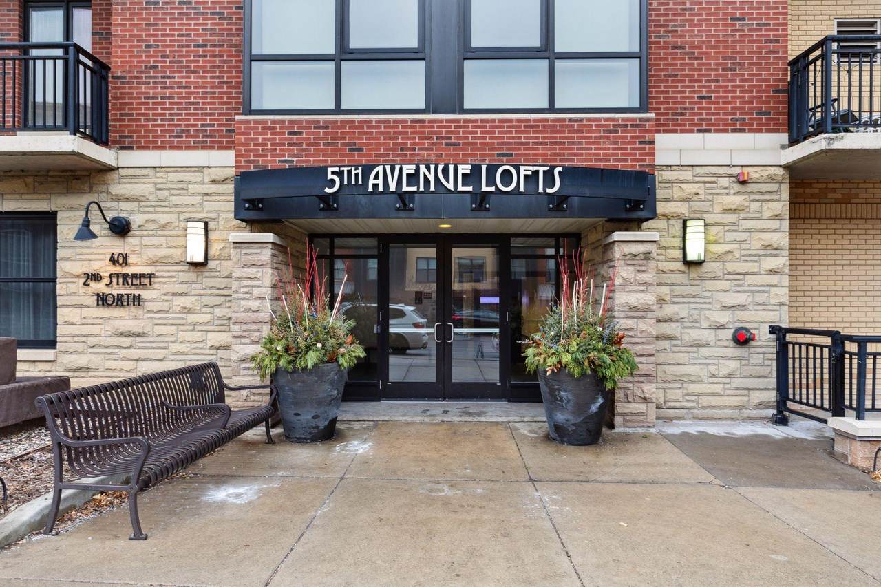 401 2nd Street - Photo 1