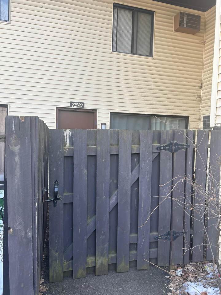 7310 72nd Lane - Photo 1