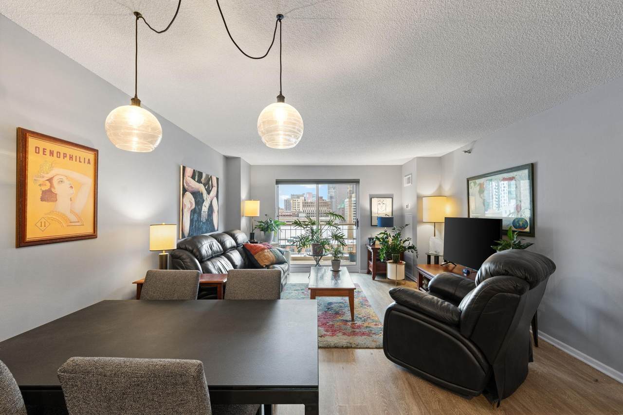 401 1st Street - Photo 1