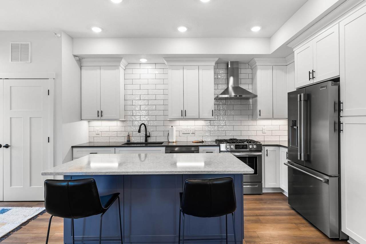 517 2nd Street - Photo 1