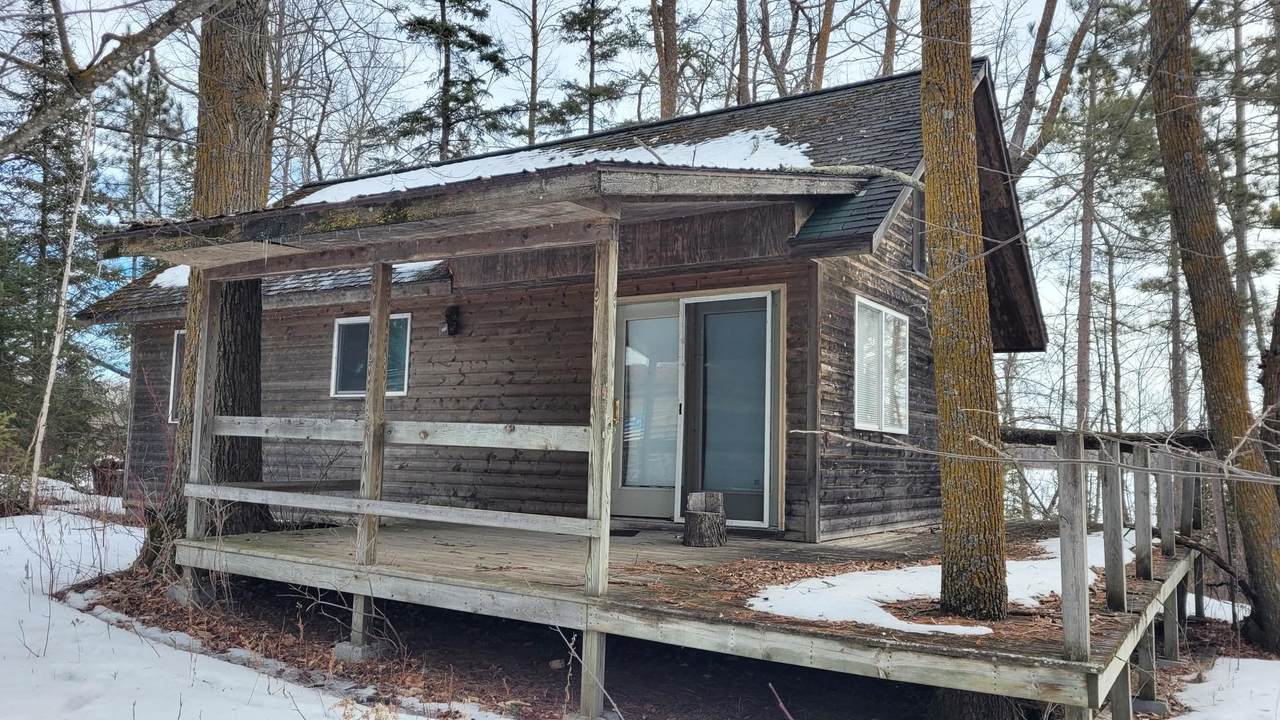 16896 Eagle Island - Photo 1