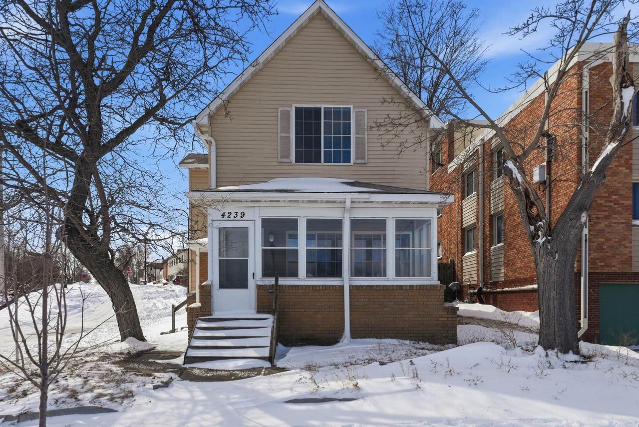 4239 Webber Parkway - Photo 1