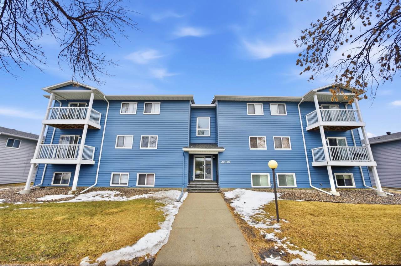 2535 25th Street - Photo 1
