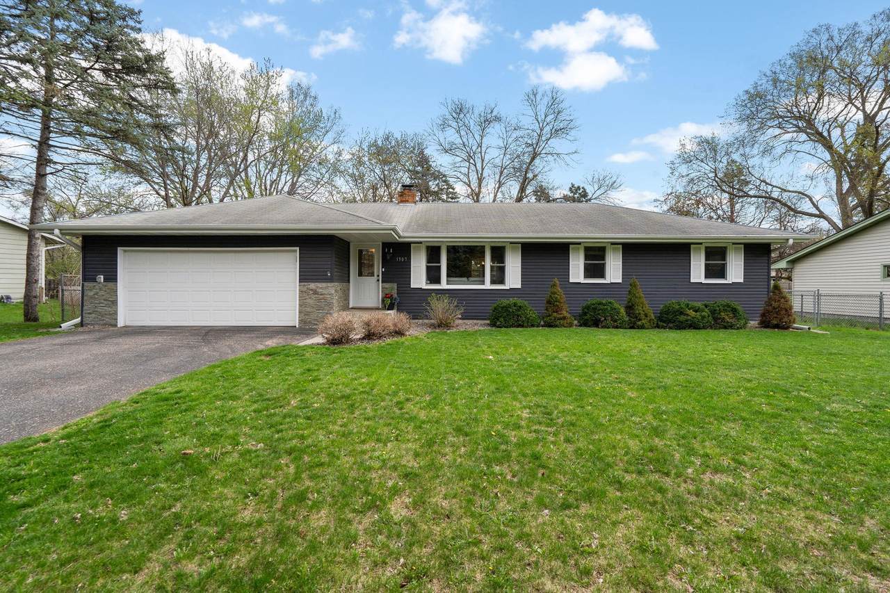 1507 Quebec Avenue - Photo 1
