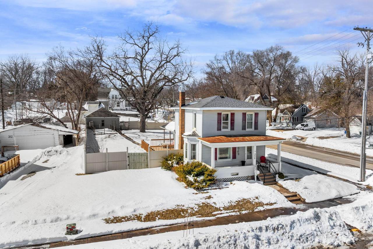 330 Riverside Avenue - Photo 1