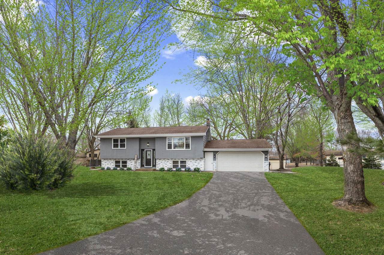 2040 166th Lane - Photo 1